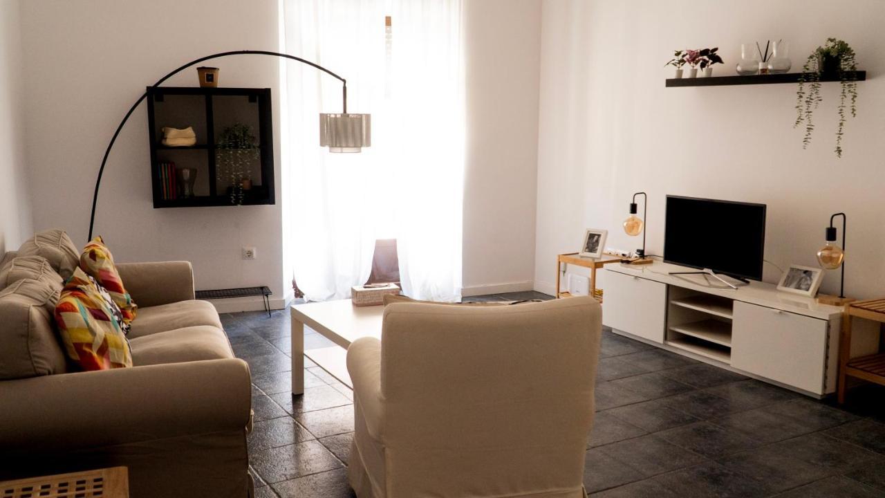 Apartamentos Entreteatros, Fantastico Duplex Casco Historico ตาลาเวรา เดลา เรย์นา ภายนอก รูปภาพ